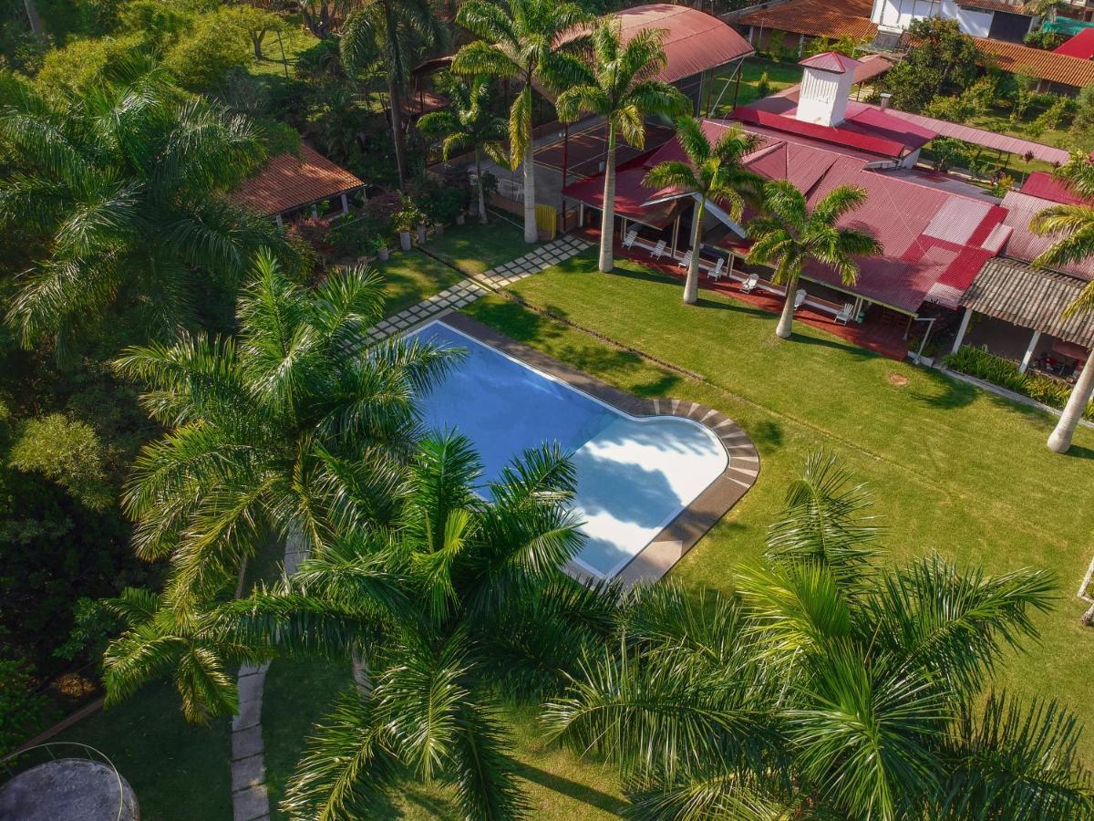 Altavista Casahotel - Asociado Casa Andina Moyobamba Kültér fotó