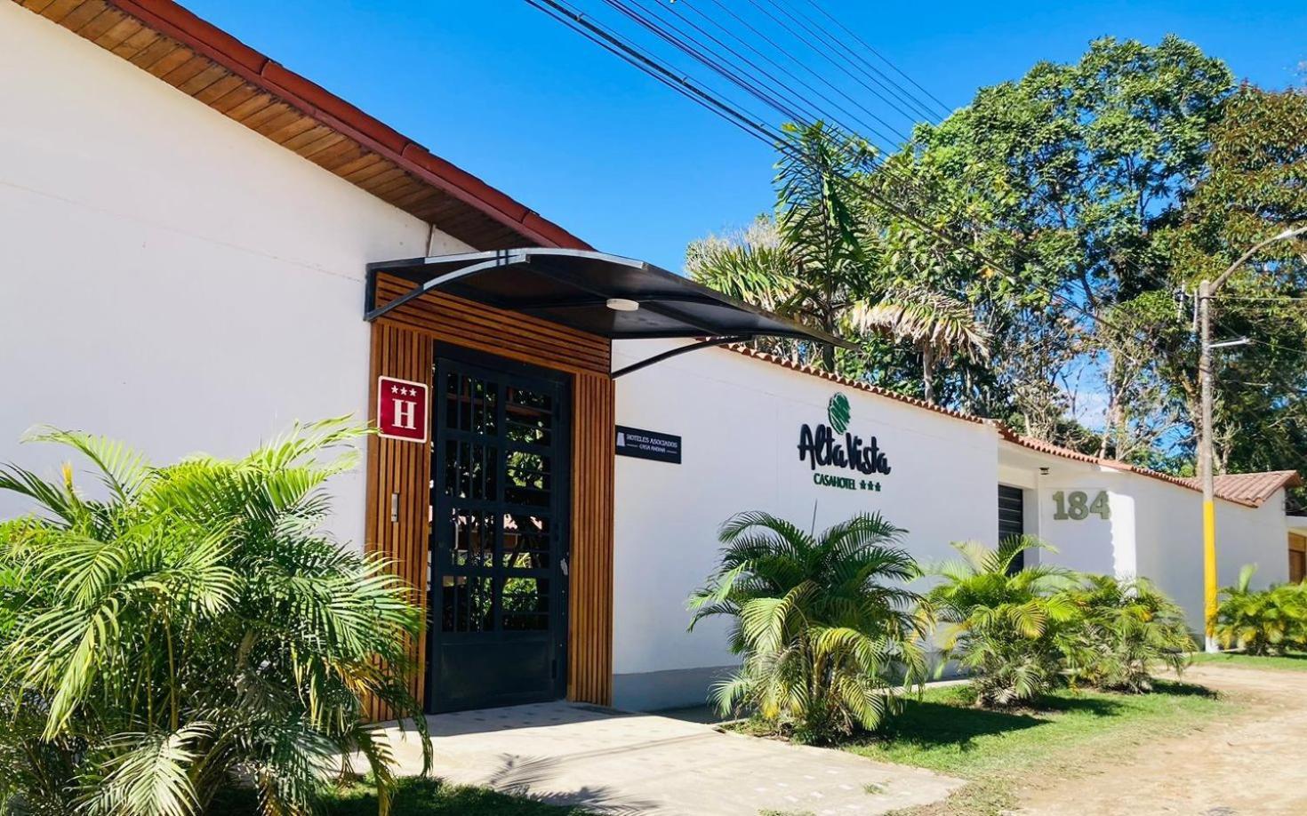 Altavista Casahotel - Asociado Casa Andina Moyobamba Kültér fotó
